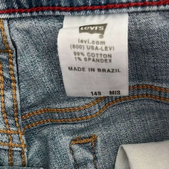 Levi's Relaxed Boot Cut Jeans - Picture 5 of 9